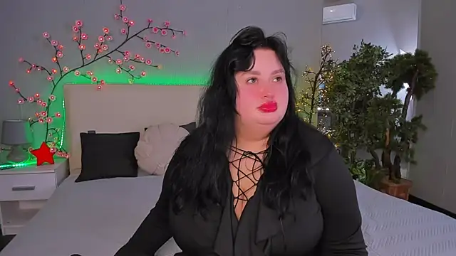 Snapshot of MonaSteele chatting on February 25, 2026, 1:11 pm MonaSteele online show from February 25, 2026, 1:11 pm