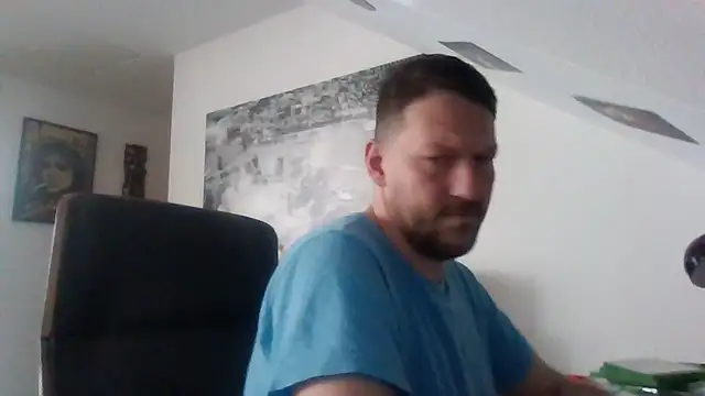 Snapshot of BennyLommy chatting on February 12, 2025, 1:16 pm BennyLommy online show from February 12, 2025, 1:16 pm