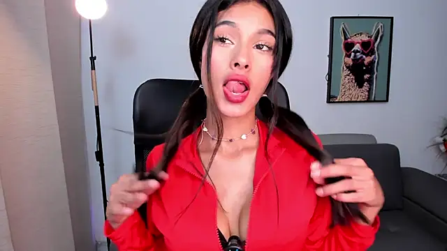 bonnie-love online show from February 25, 2026, 8:19 pm