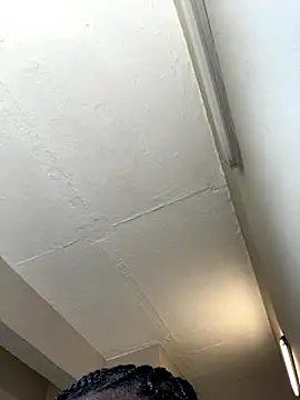 Snapshot of Kinkyy_ chatting on October 5, 2025, 12:18 pm Kinkyy online show from October 5, 2025, 12:18 pm