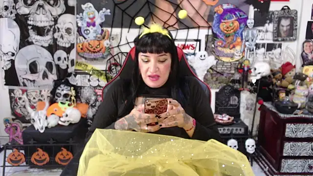 Snapshot of Rollyderolandia666 chatting on October 31, 2025, 4:25 pm Rollyderolandia666 online show from October 31, 2025, 4:25 pm