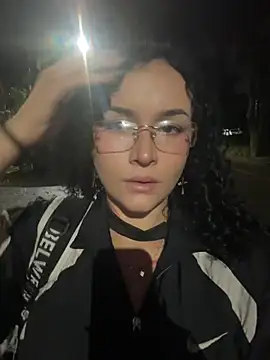 Snapshot of Electra_doll_ chatting on December 5, 2025, 12:43 am Electra doll online show from December 5, 2025, 12:43 am