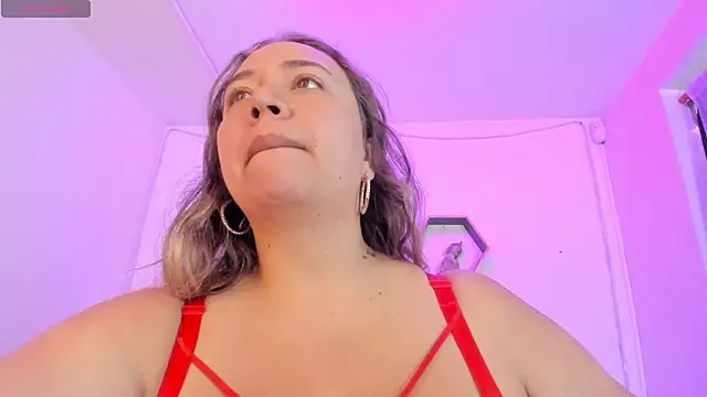 Snapshot of Eliissh_ chatting on November 15, 2025, 1:37 pm Eliissh online show from November 15, 2025, 1:37 pm