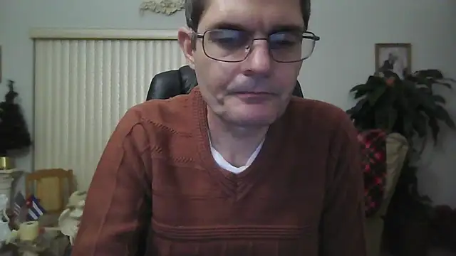 Snapshot of Copfiremen4566 chatting on December 11, 2024, 5:53 am Copfiremen4566 online show from December 11, 2024, 5:53 am