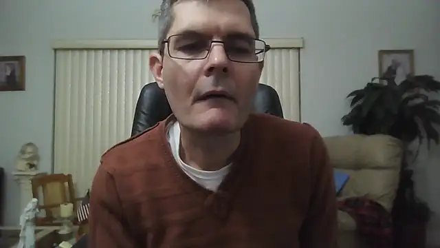 Snapshot of Copfiremen4566 chatting on November 13, 2025, 6:06 am Copfiremen4566 online show from November 13, 2025, 6:06 am