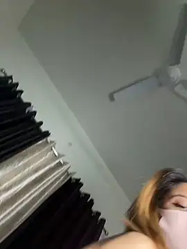 Jen jennyy1 online show from February 22, 2025, 7:56 am