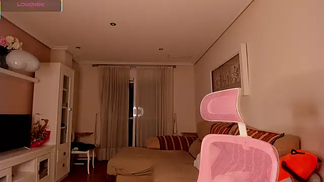 Snapshot of bella_apont chatting on October 24, 2025, 10:42 pm bella apont online show from October 24, 2025, 10:42 pm