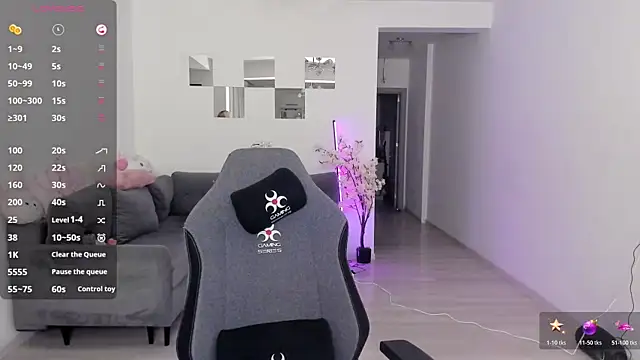 LovelyBianca online show from April 1, 2026, 10:07 pm