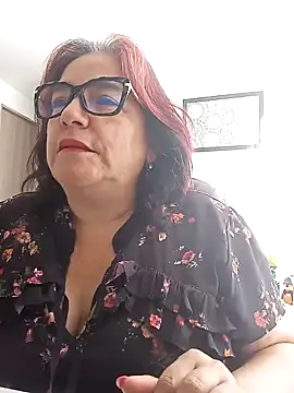 Snapshot of MARIANMILLS__ chatting on December 7, 2024, 1:35 pm MARIANMILLS   online show from December 7, 2024, 1:35 pm