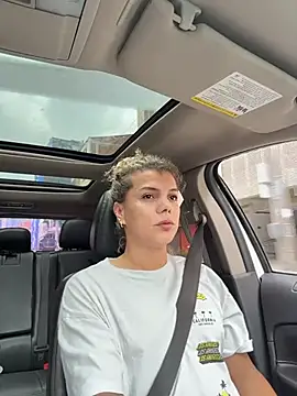 Snapshot of Georgiafox chatting on October 19, 2025, 1:47 pm Georgiafox online show from October 19, 2025, 1:47 pm