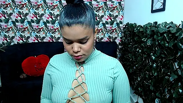 Snapshot of Wendy_Hot_ chatting on February 1, 2025, 5:39 am Wendy Hot online show from February 1, 2025, 5:39 am