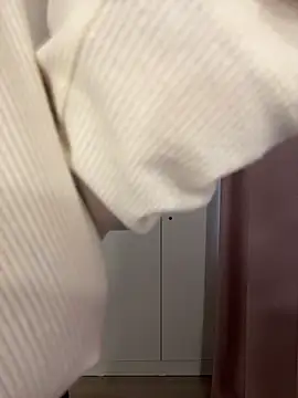 Snapshot of fuckdoll_18 chatting on November 14, 2025, 9:13 am fuckdoll 18 online show from November 14, 2025, 9:13 am