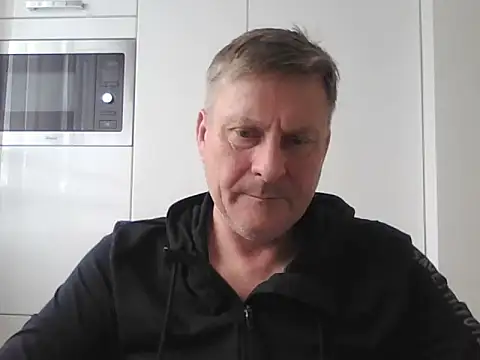 johnnym1 online show from March 17, 2025, 11:53 am