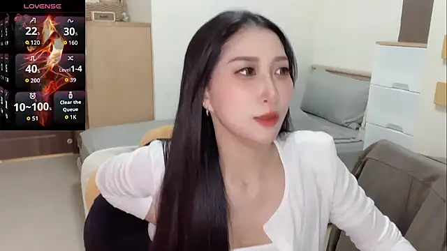 Snapshot of yu5888 chatting on November 9, 2025, 10:30 am yu5888 online show from November 9, 2025, 10:30 am