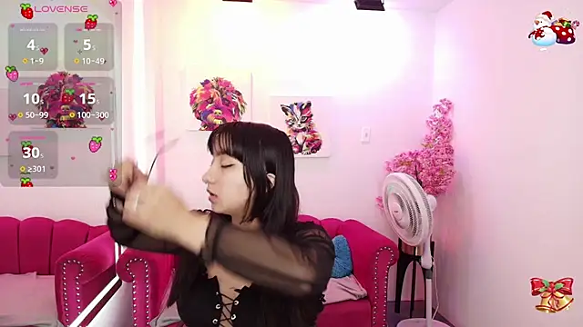 Snapshot of Miss_dolly_ chatting on November 20, 2025, 12:28 pm Miss dolly online show from November 20, 2025, 12:28 pm