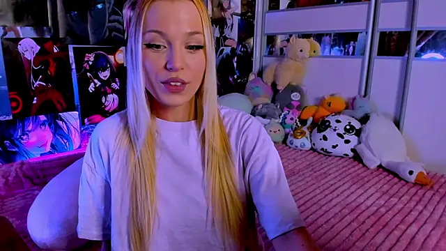 Snapshot of Cute__Pony chatting on December 10, 2024, 9:54 pm Cute Pony online show from December 10, 2024, 9:54 pm