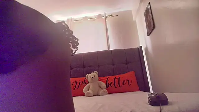 Snapshot of t-NaughtyLicia chatting on October 2, 2025, 6:06 am t-NaughtyLicia online show from October 2, 2025, 6:06 am