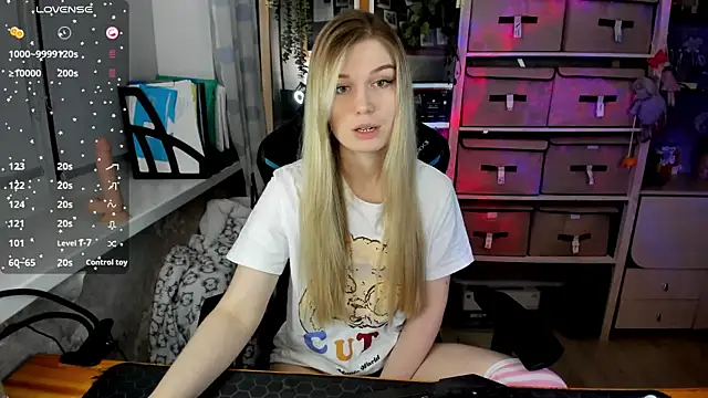 omg lina online show from December 4, 2024, 1:47 pm