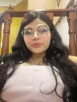 Snapshot of dayis_butera chatting on November 17, 2025, 11:25 am dayis butera online show from November 17, 2025, 11:25 am