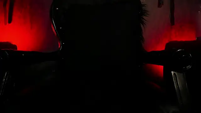 Snapshot of CharlotteScotte chatting on March 12, 2025, 2:01 pm CharlotteScotte online show from March 12, 2025, 2:01 pm