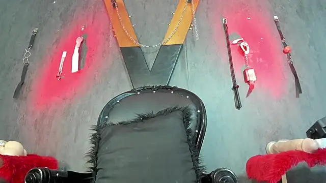 Snapshot of CharlotteScotte chatting on March 15, 2025, 11:29 am CharlotteScotte online show from March 15, 2025, 11:29 am