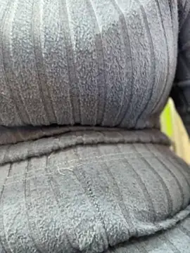 Snapshot of CharlotteScotte chatting on October 4, 2025, 12:07 pm CharlotteScotte online show from October 4, 2025, 12:07 pm