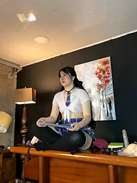 Snapshot of CharlotteScotte chatting on September 23, 2025, 12:12 pm CharlotteScotte online show from September 23, 2025, 12:12 pm