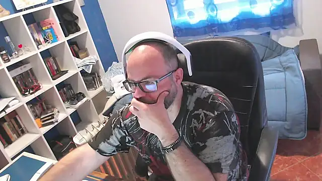 ravingr4d4 online show from March 20, 2026, 9:32 am