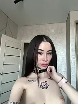 Snapshot of Yunasi chatting on February 9, 2025, 10:20 am Yunasi online show from February 9, 2025, 10:20 am