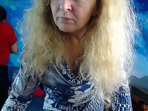 Snapshot of Helen1974 chatting on September 28, 2025, 1:51 pm Helen1974 online show from September 28, 2025, 1:51 pm