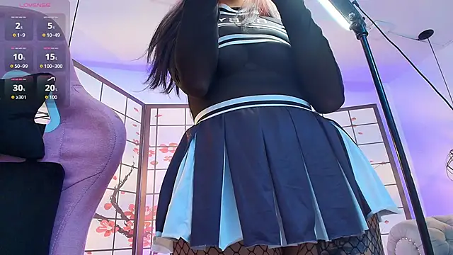 Snapshot of bellablack27 chatting on December 4, 2025, 7:13 pm bellablack27 online show from December 4, 2025, 7:13 pm