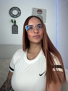 Snapshot of Seized_lust chatting on February 15, 2026, 4:28 pm Seized lust online show from February 15, 2026, 4:28 pm