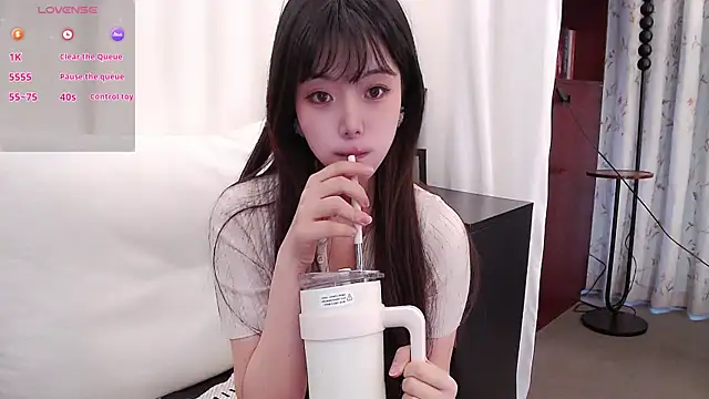 Duludulu 007 online show from April 10, 2026, 1:23 am