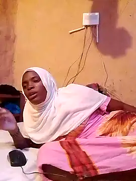 Snapshot of cute_naimah chatting on November 5, 2025, 9:29 pm cute naimah online show from November 5, 2025, 9:29 pm