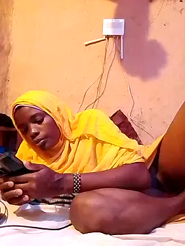 Snapshot of cute_naimah chatting on November 4, 2025, 9:07 pm cute naimah online show from November 4, 2025, 9:07 pm