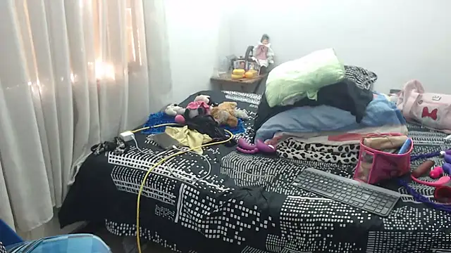 Anny Smith69 online show from October 22, 2025, 11:42 am