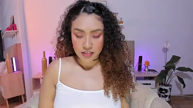 Snapshot of Zoe_Gruber chatting on January 10, 2026, 12:17 am Zoe Gruber online show from January 10, 2026, 12:17 am