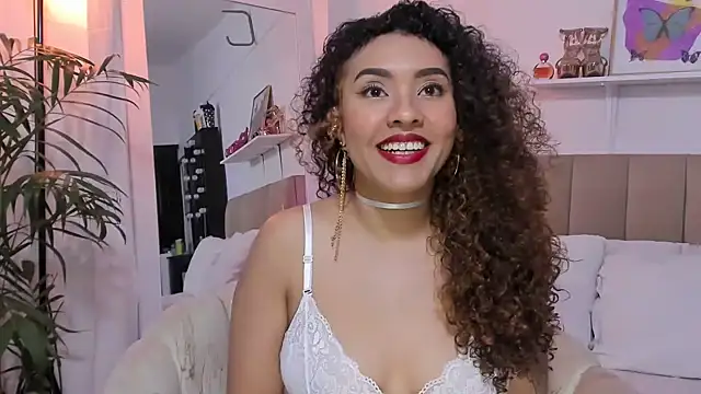 Snapshot of Zoe_Gruber chatting on November 22, 2025, 10:30 pm Zoe Gruber online show from November 22, 2025, 10:30 pm