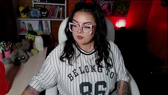 Snapshot of juliette_rd chatting on November 6, 2025, 5:00 am juliette rd online show from November 6, 2025, 5:00 am