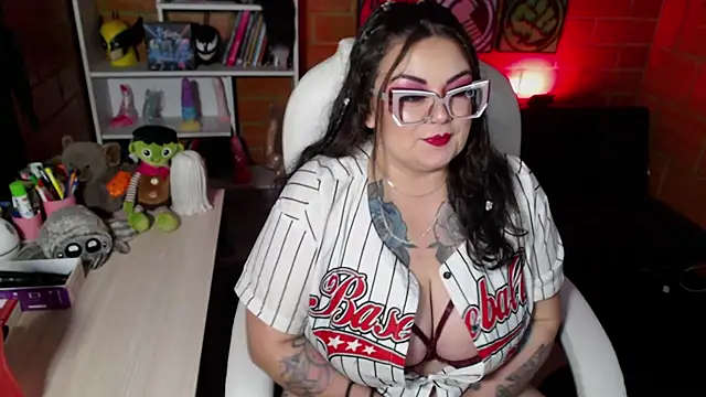 Snapshot of juliette_rd chatting on December 2, 2025, 4:47 am juliette rd online show from December 2, 2025, 4:47 am