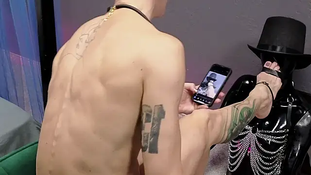 Snapshot of Dorothy_Meyer chatting on October 25, 2025, 3:28 am Dorothy Meyer online show from October 25, 2025, 3:28 am