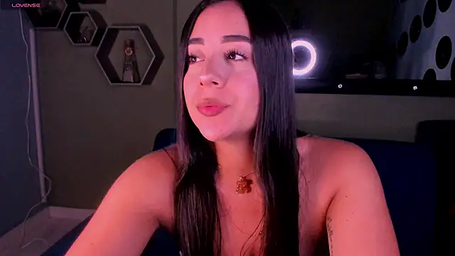 Snapshot of Sussy_Bell01 chatting on February 10, 2025, 8:00 pm Sussy Bell01 online show from February 10, 2025, 8:00 pm