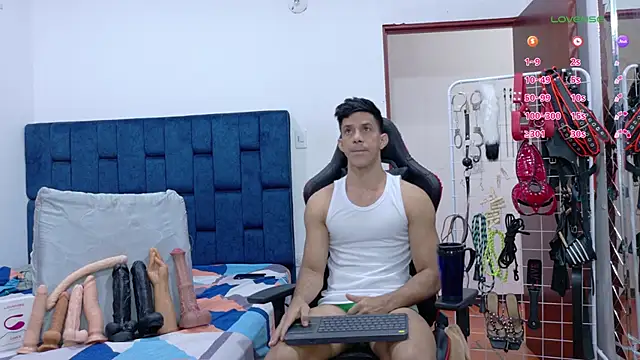 JoseRumbero26 online show from February 7, 2026, 2:03 pm