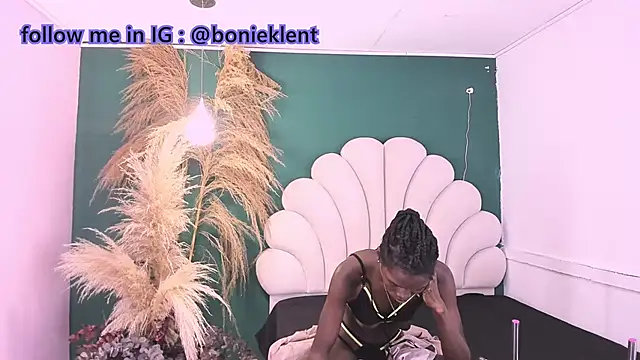 Snapshot of bonieklent chatting on March 13, 2025, 3:11 am bonieklent online show from March 13, 2025, 3:11 am