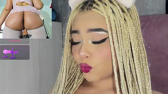 conny  curly online show from April 9, 2026, 2:12 pm