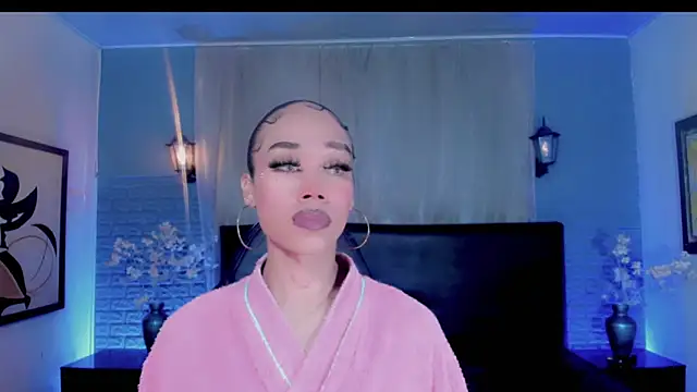 Snapshot of _ChanellR_ chatting on May 5, 2026, 11:02 am ChanellR online show from May 5, 2026, 11:02 am