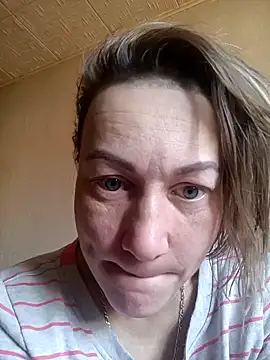 wLESLYMOSw online show from February 9, 2025, 8:54 am