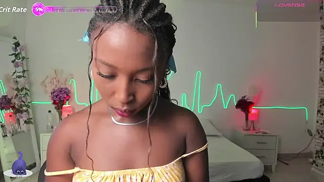 Snapshot of EmmaSanzz_ chatting on September 9, 2025, 11:30 am EmmaSanzz online show from September 9, 2025, 11:30 am