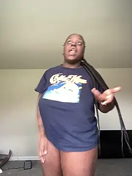 fantasygyal online show from May 13, 2026, 4:36 pm