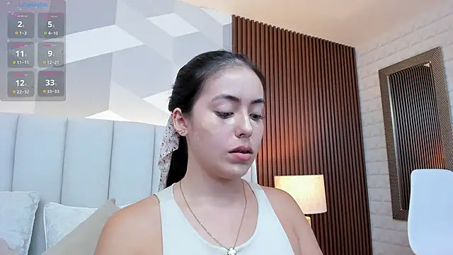 Julietasantos   online show from October 27, 2025, 6:20 pm